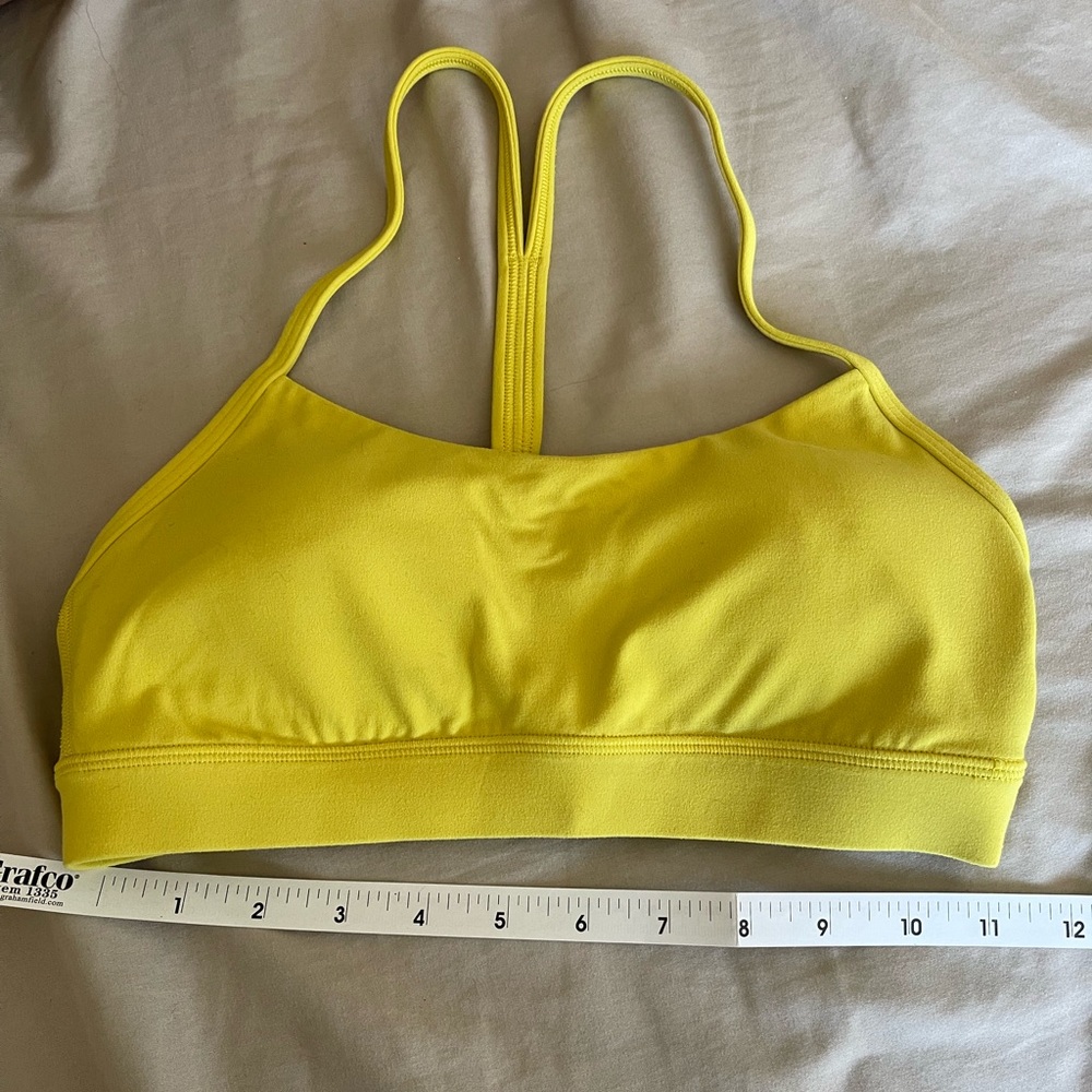 Lululemon Sports Bra Size 6 - Picture 6 of 6